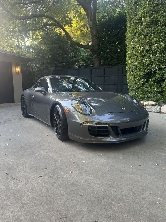2016 PORSCHE 911