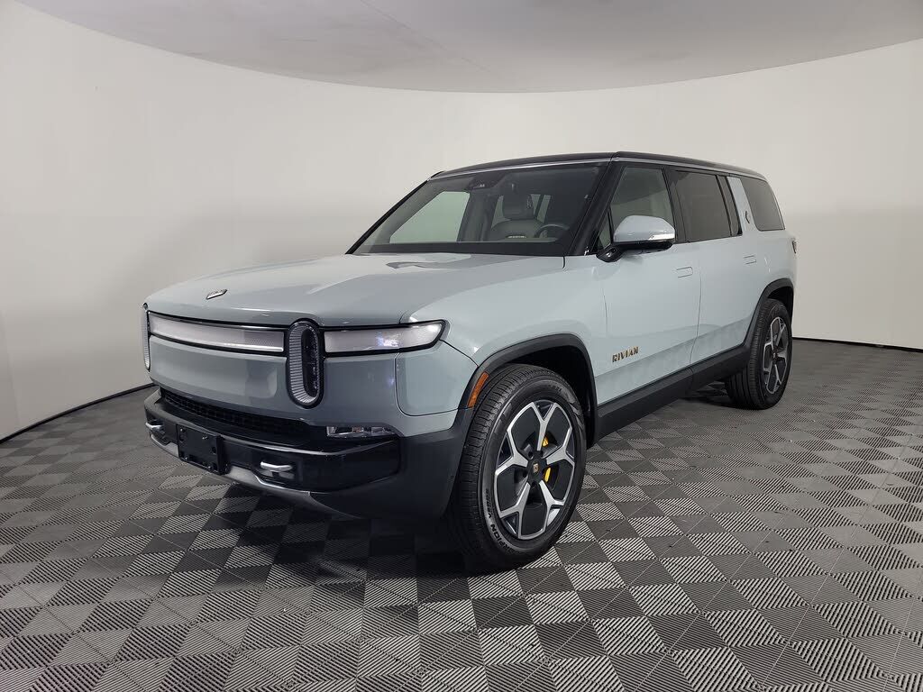 2023 RIVIAN R1S