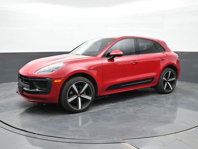 2022 PORSCHE Macan