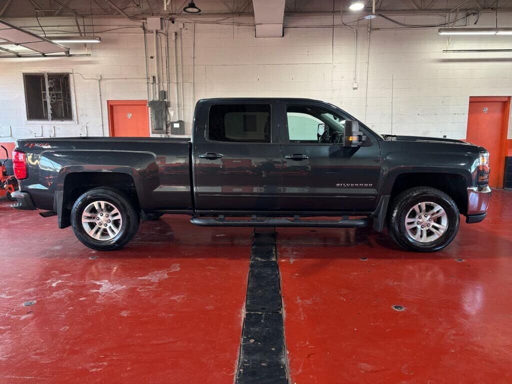 2018 CHEVROLET Silverado