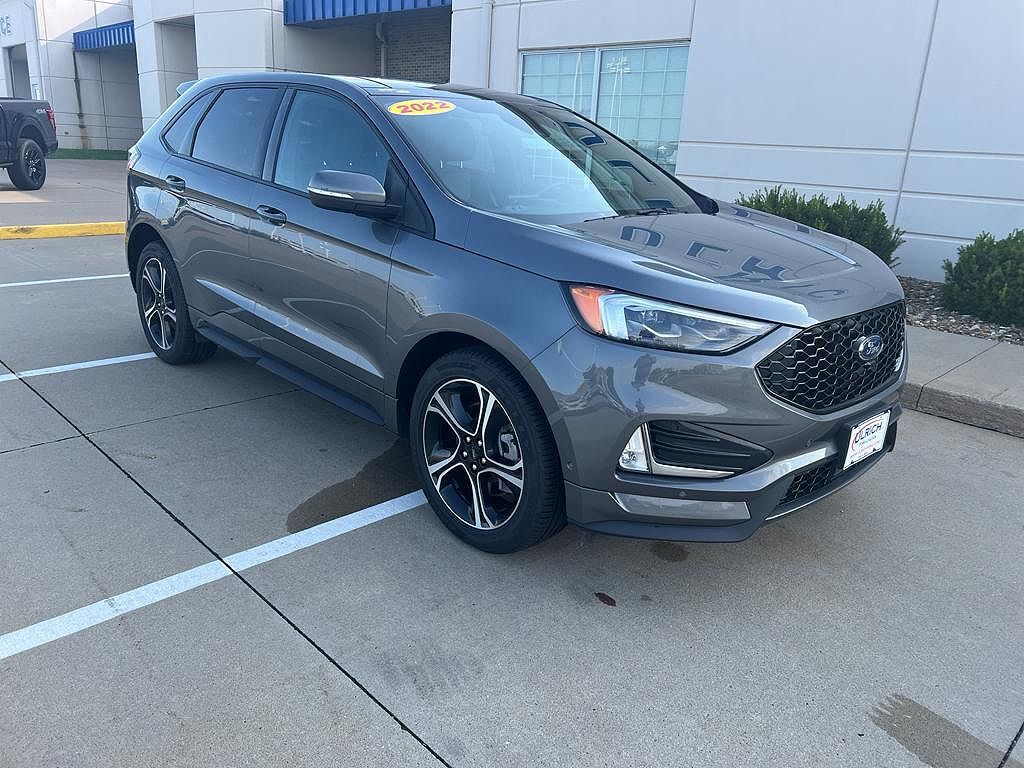 2022 FORD Edge
