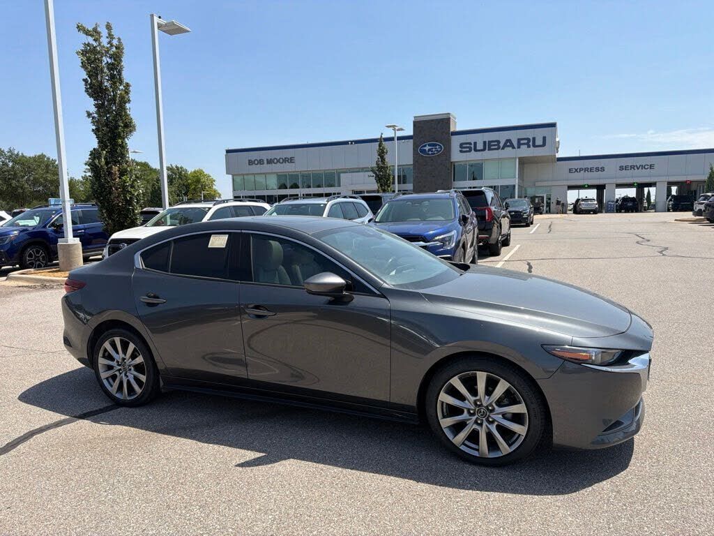 2021 MAZDA Mazda3