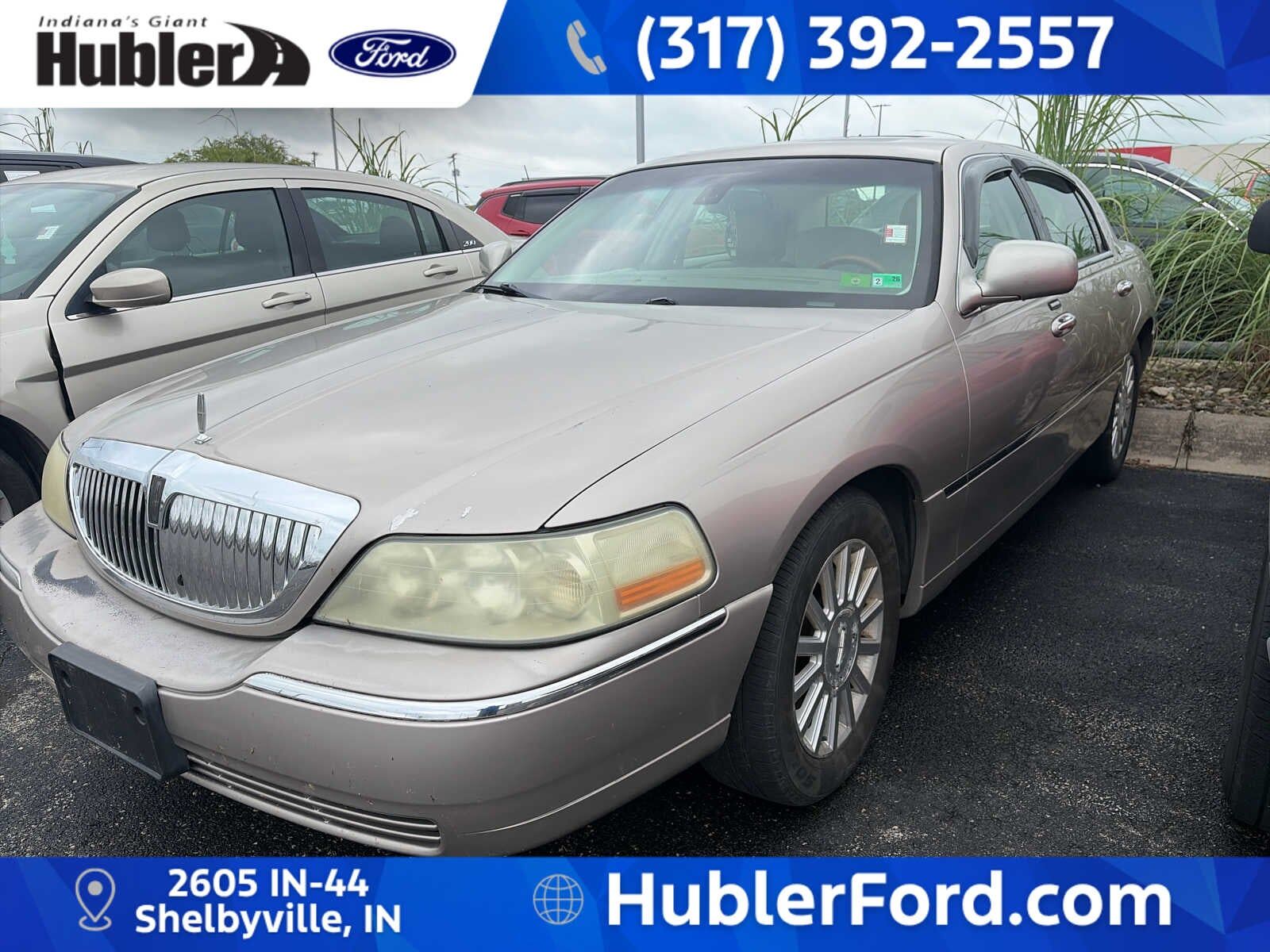2003 LINCOLN Town Car