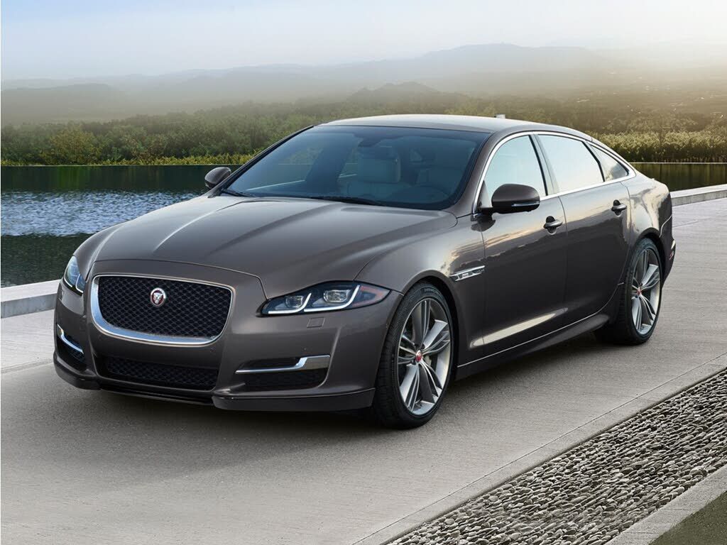 2019 JAGUAR XJ