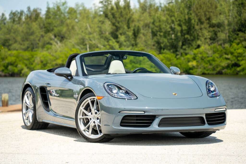 2017 PORSCHE Boxster