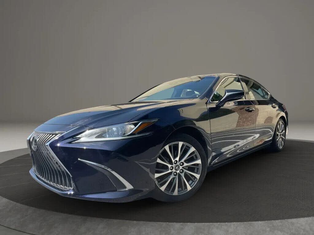 2020 LEXUS ES