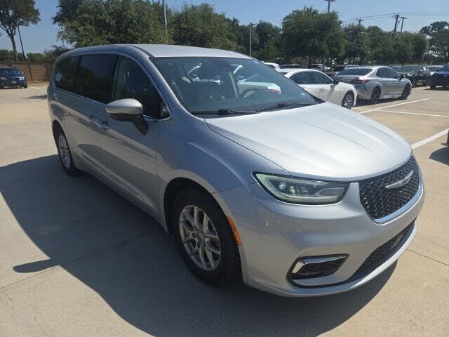 2023 CHRYSLER Pacifica