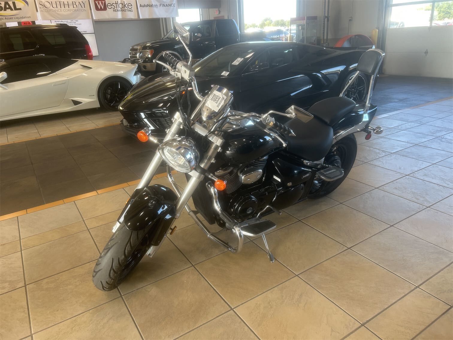 Suzuki VZ800