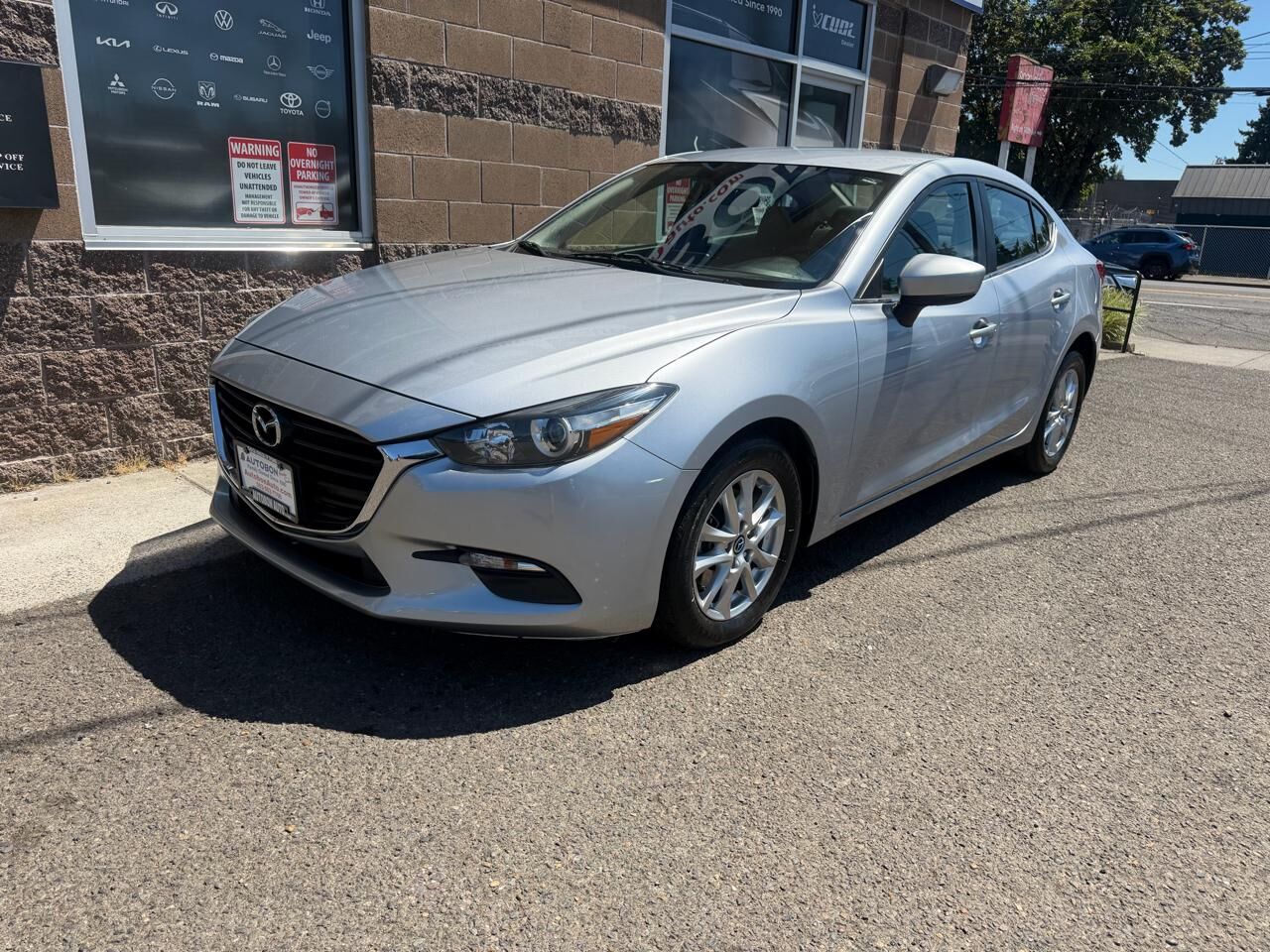 2017 MAZDA Mazda3