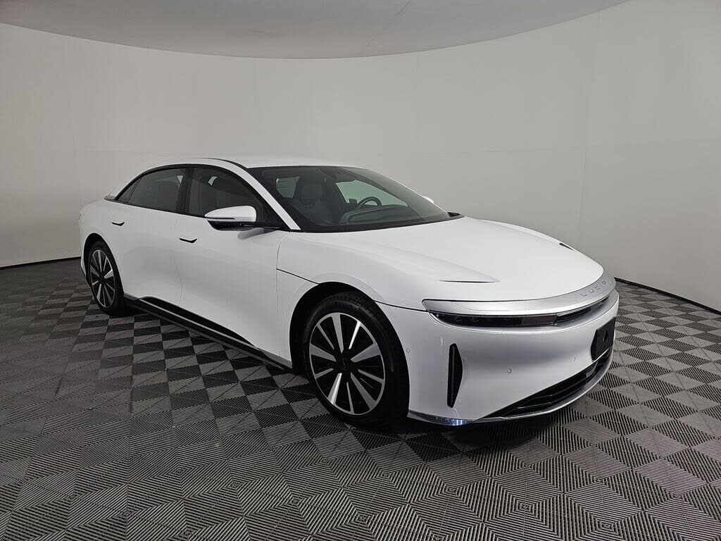 2025 LUCID Air