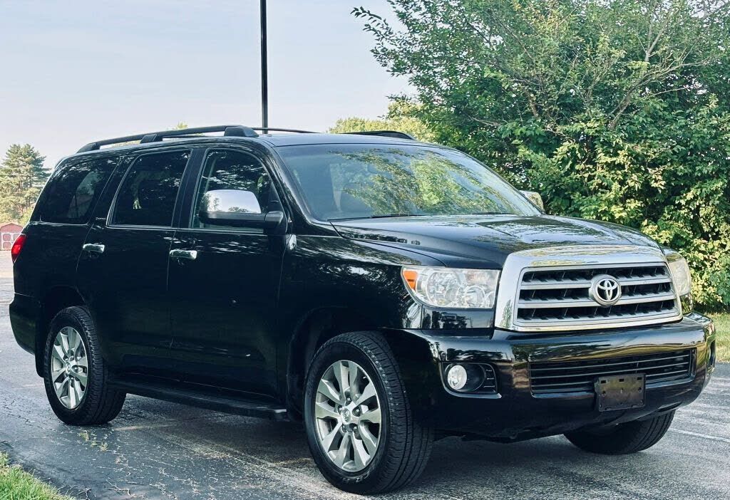 2017 TOYOTA Sequoia