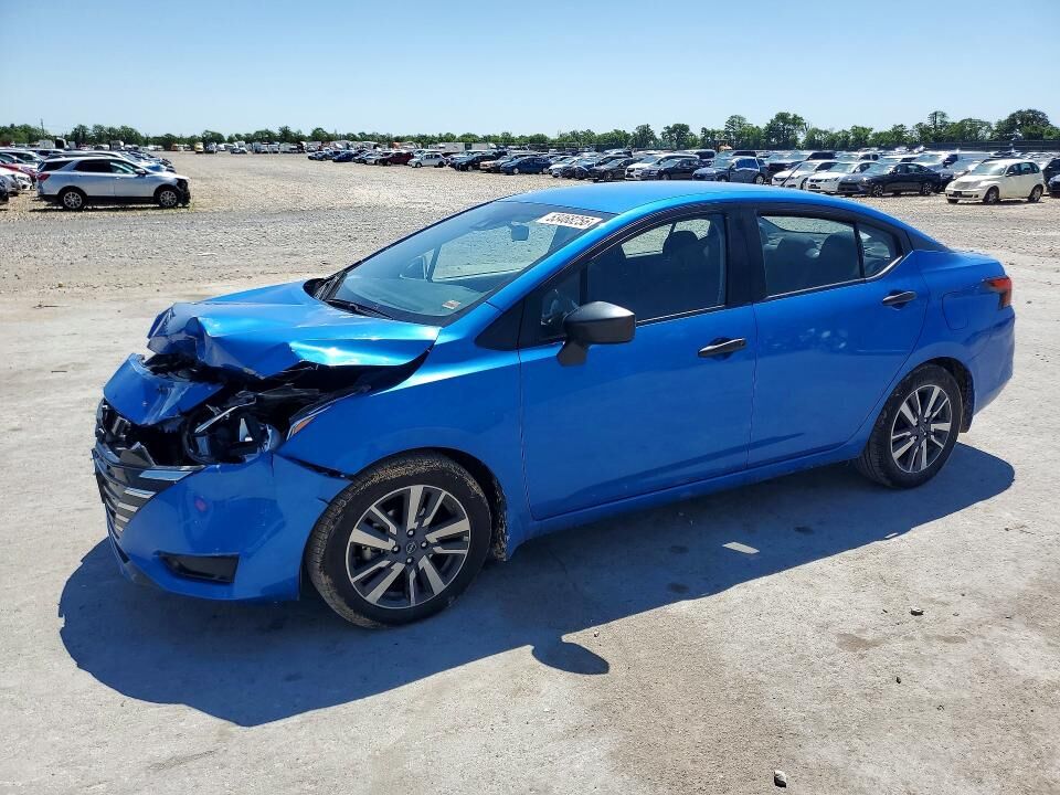 2024 NISSAN Versa