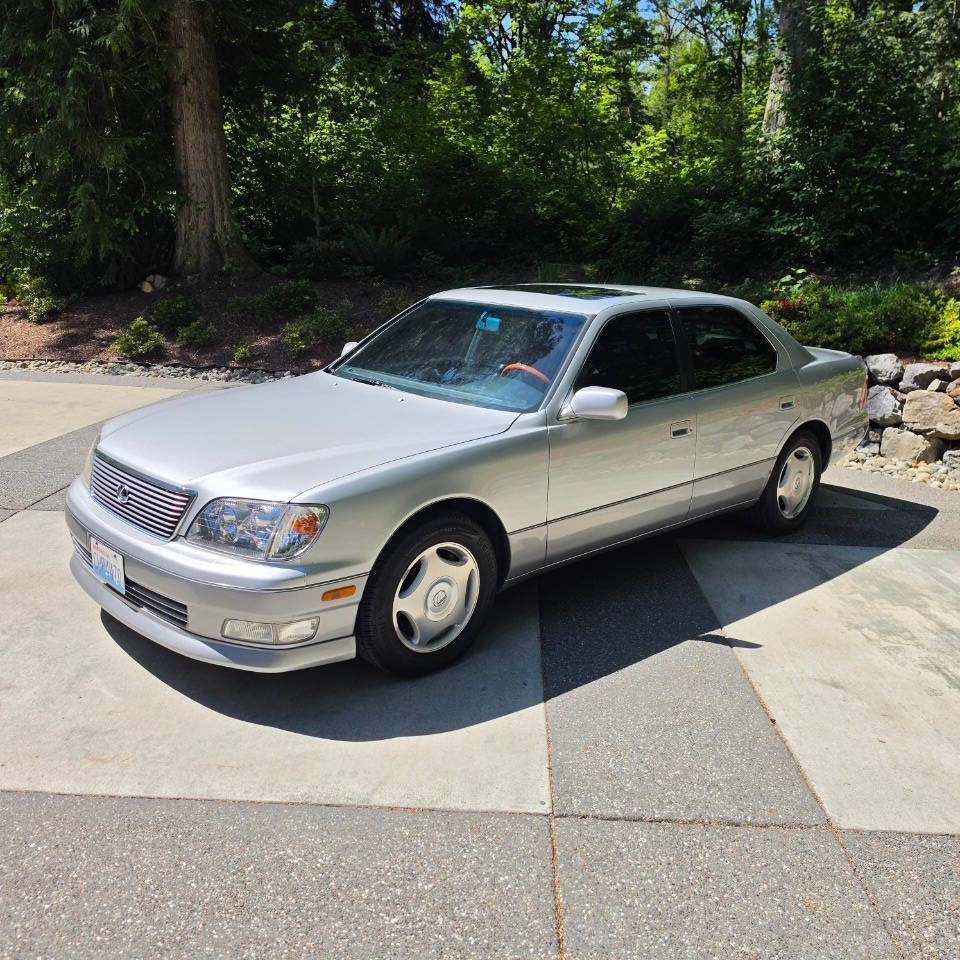 1998 LEXUS LS