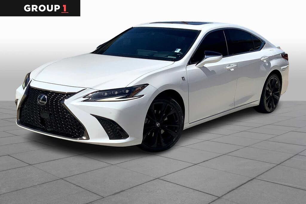 2022 LEXUS ES