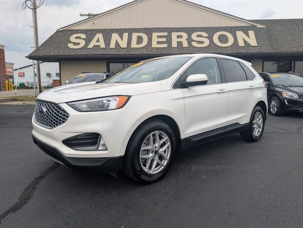 2023 FORD Edge
