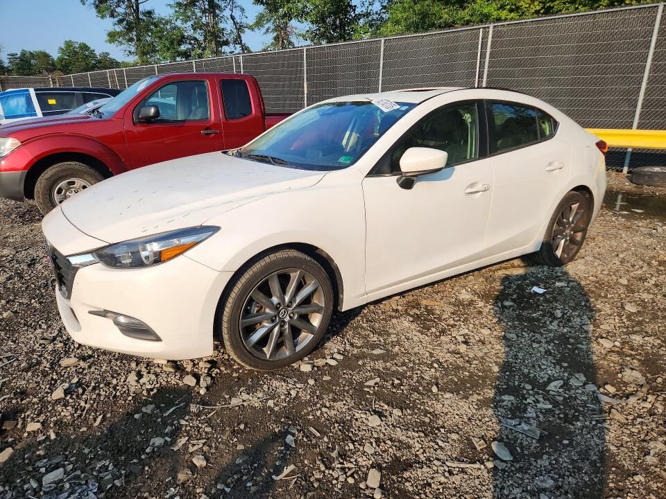 2018 MAZDA Mazda3