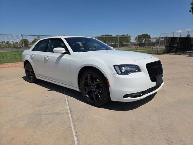 2023 CHRYSLER 300