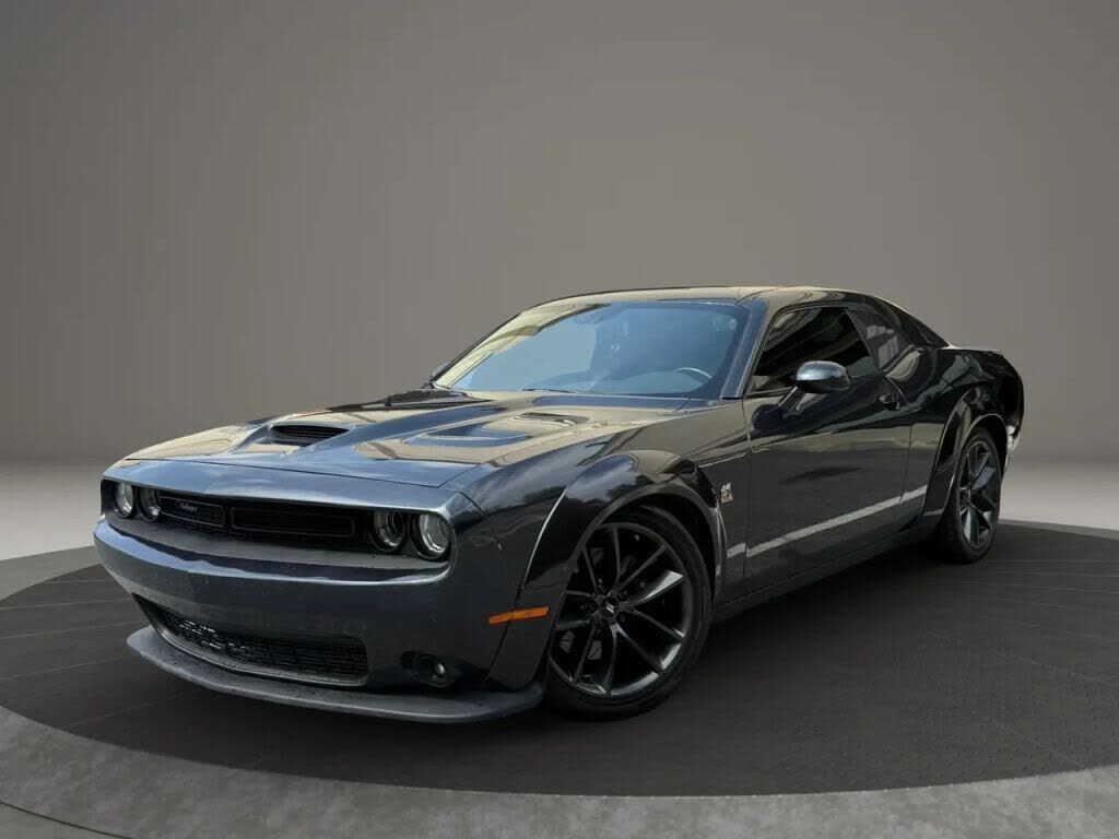 2019 DODGE Challenger