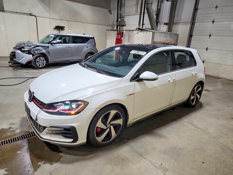 2019 VOLKSWAGEN Golf GTI