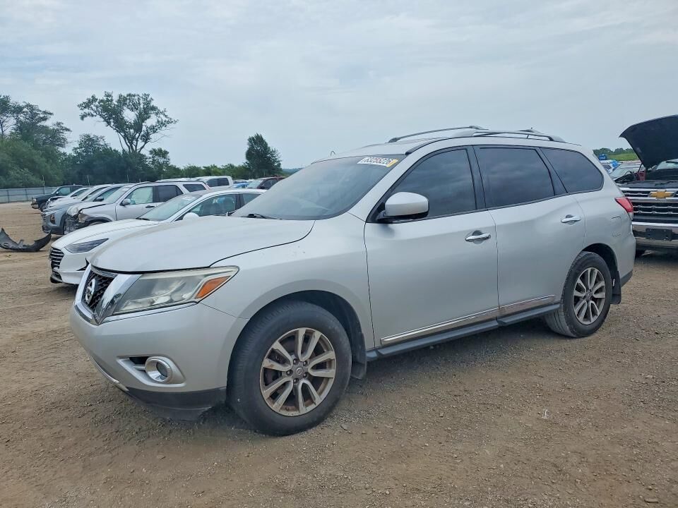 2016 NISSAN Pathfinder