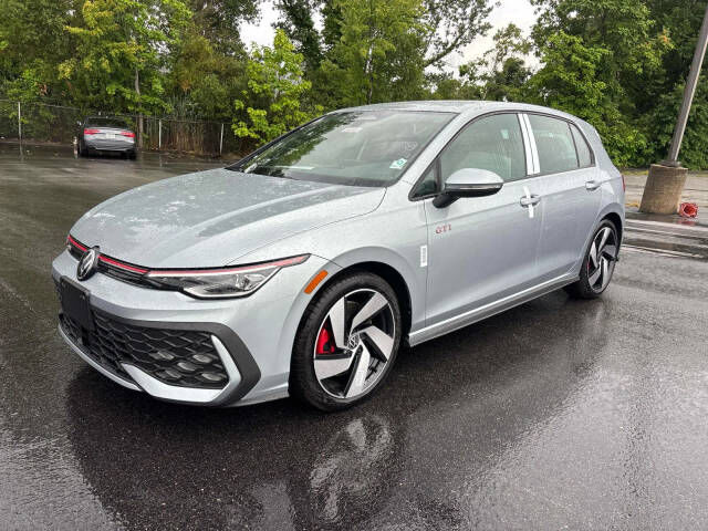 2026 VOLKSWAGEN Golf GTI