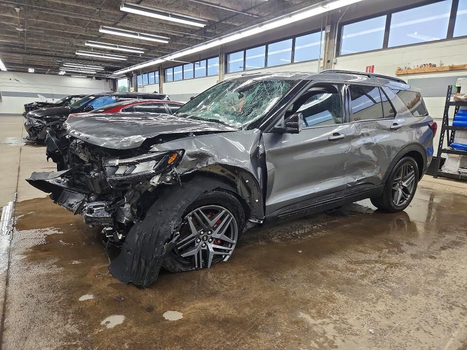 2025 FORD Explorer