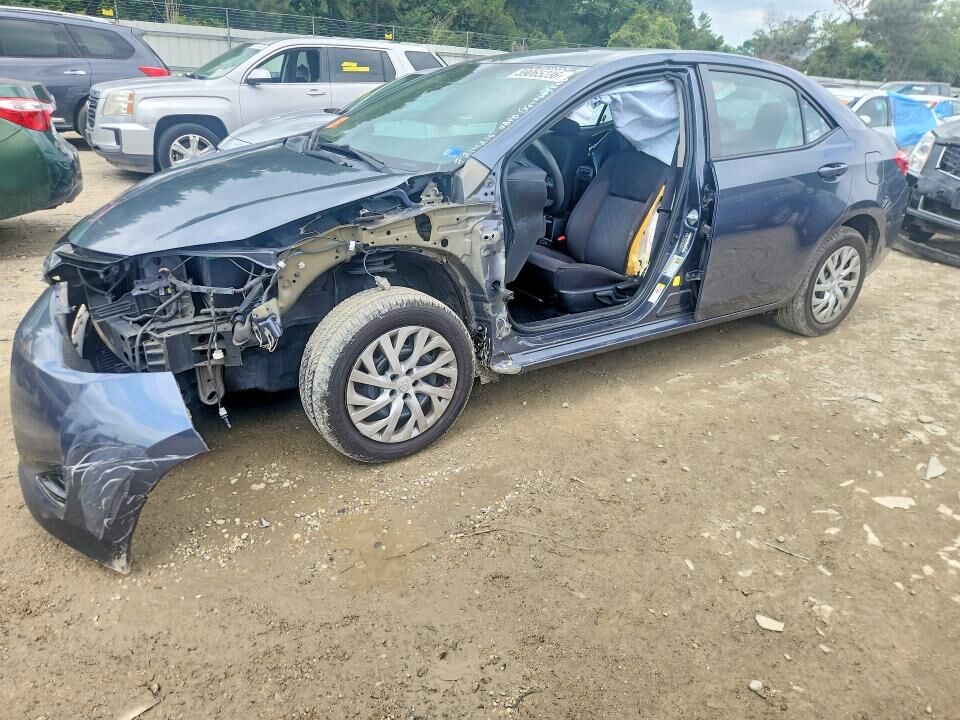 2018 TOYOTA Corolla