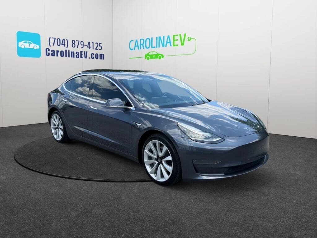2018 TESLA Model 3