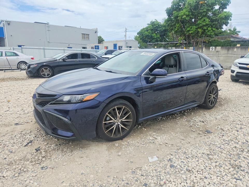 2022 TOYOTA Camry