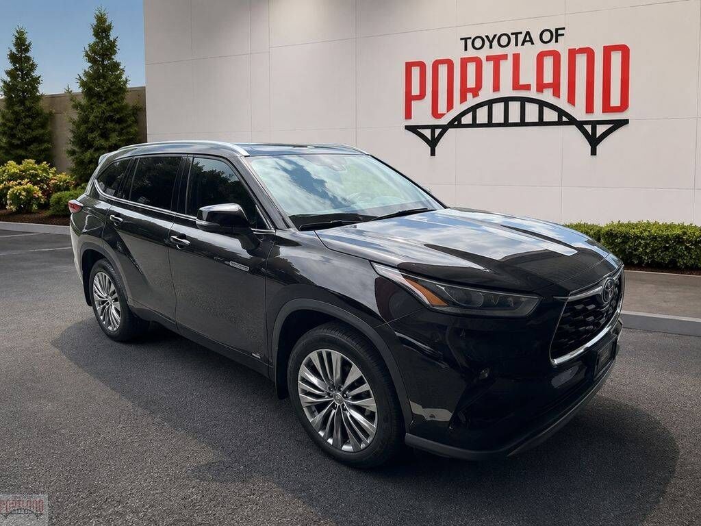 2021 TOYOTA Highlander