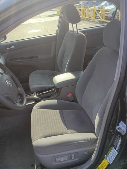 2005 TOYOTA Camry
