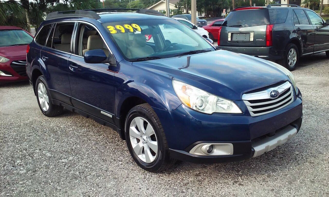 2011 SUBARU Outback