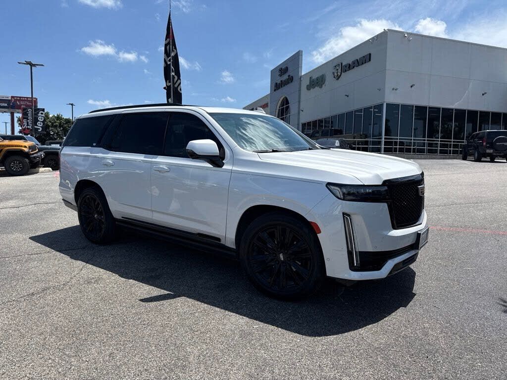 2022 CADILLAC Escalade