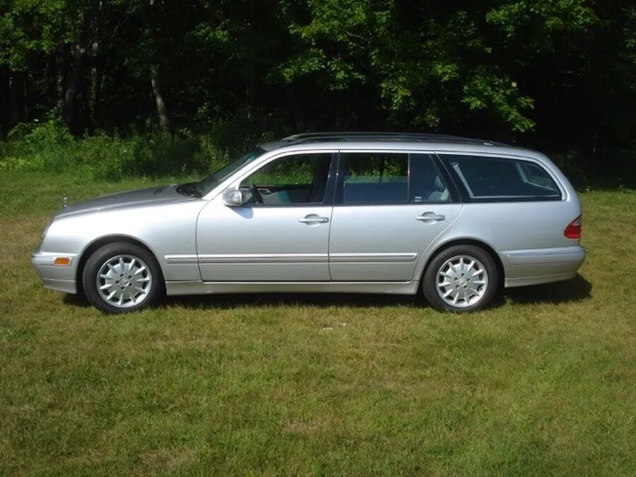 2001 MERCEDES-BENZ E-Class