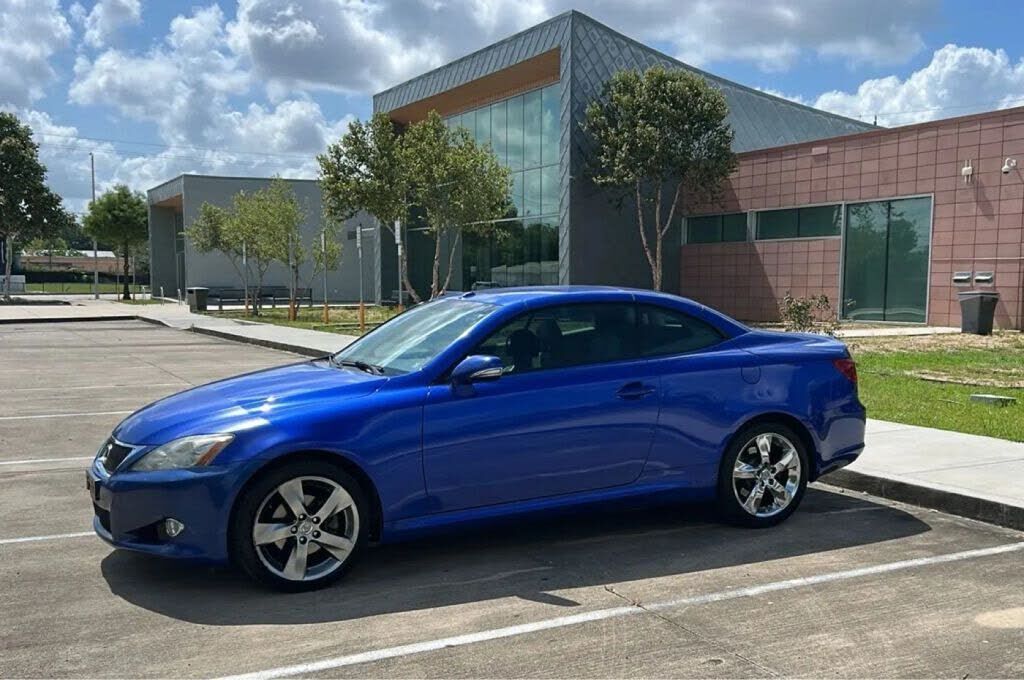 2010 LEXUS IS
