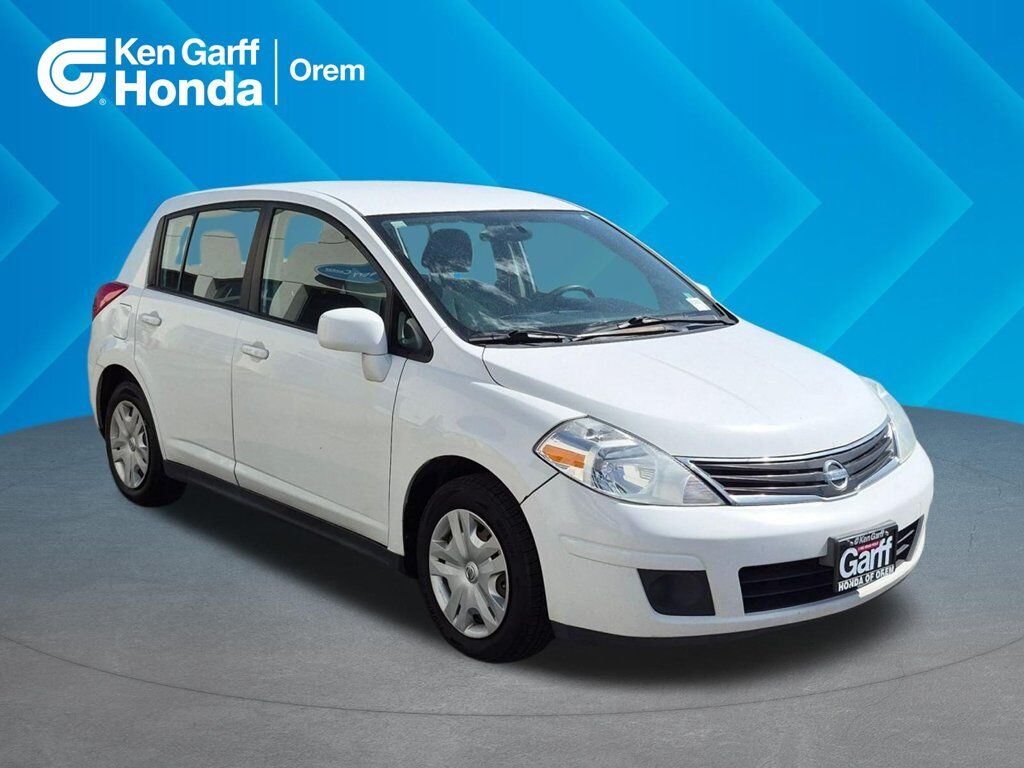 2012 NISSAN Versa