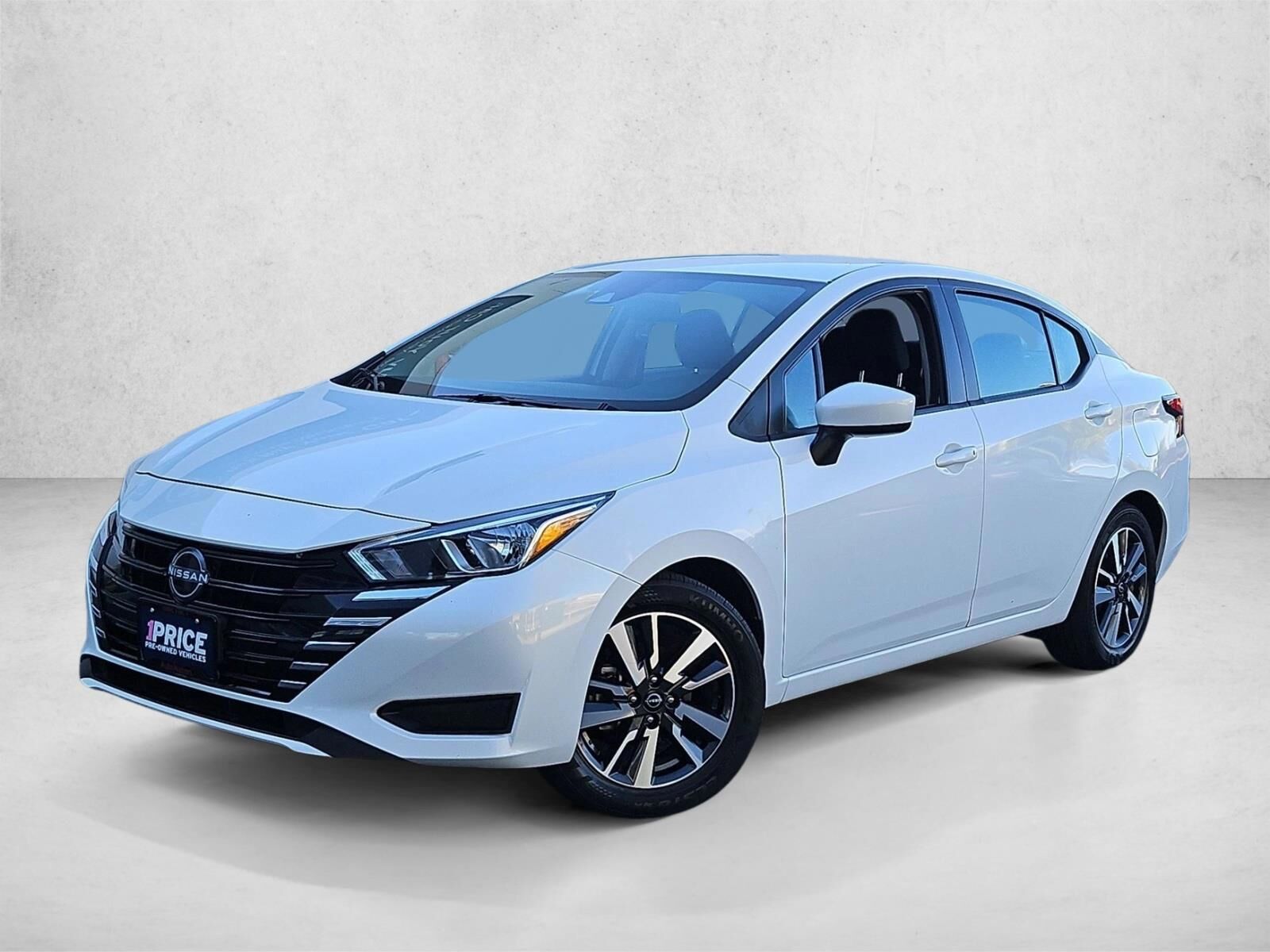 2024 NISSAN Versa