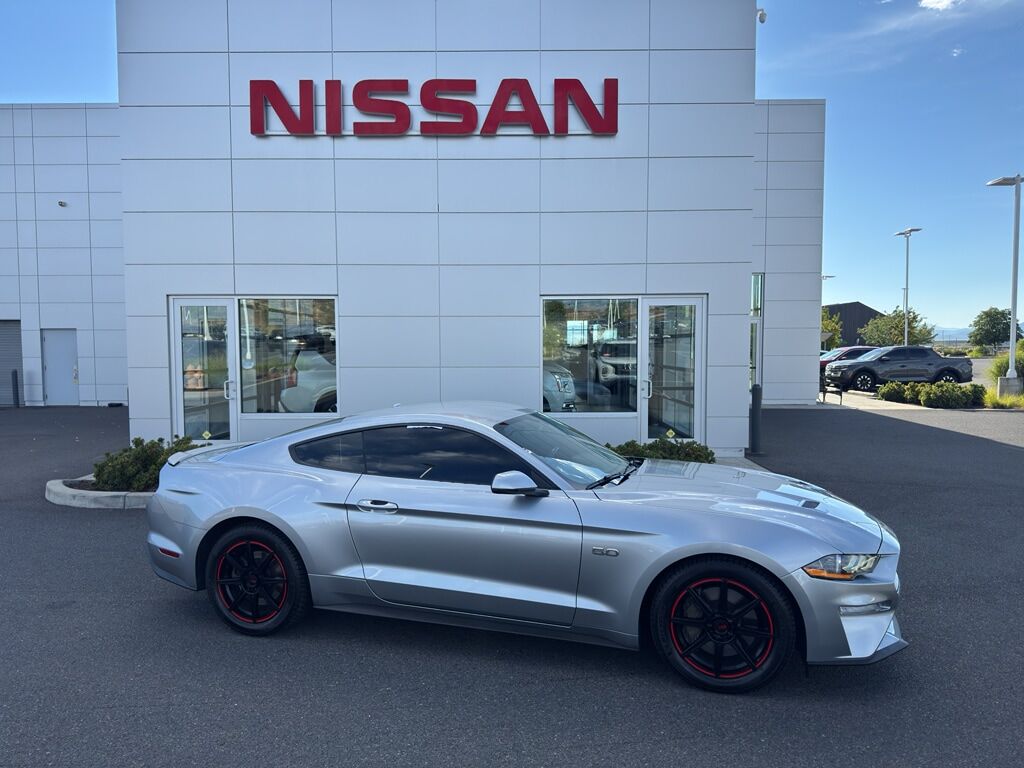 2020 FORD Mustang