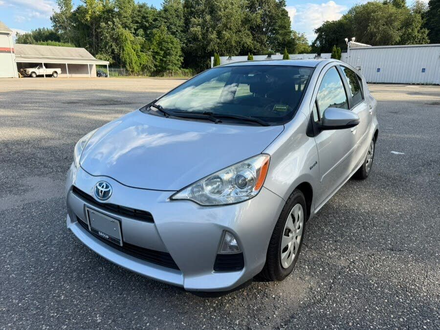 2014 TOYOTA Prius