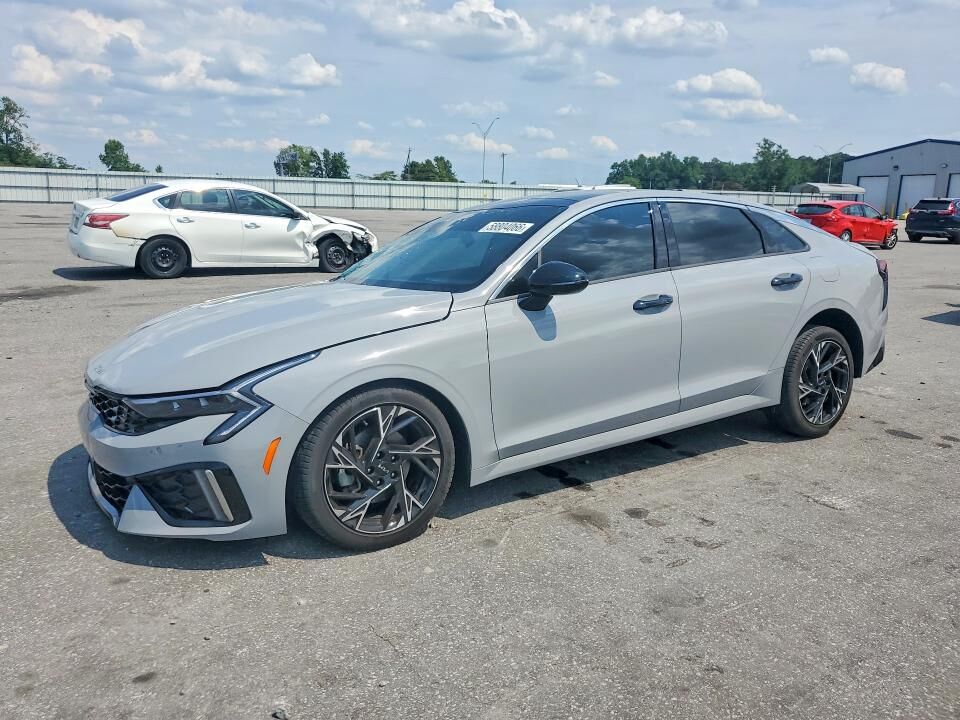 2025 KIA K5
