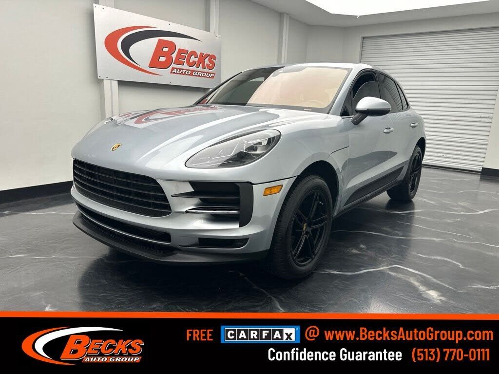 2019 PORSCHE Macan