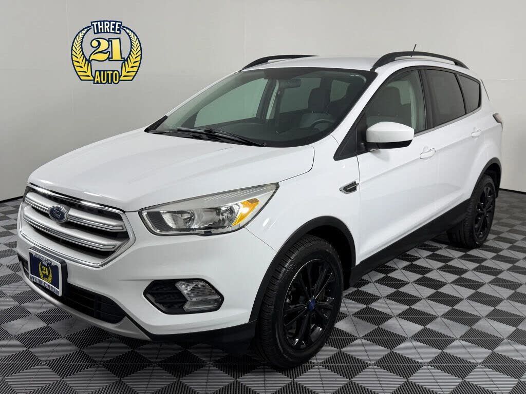 2018 FORD Escape