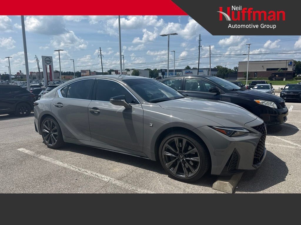 2024 LEXUS IS