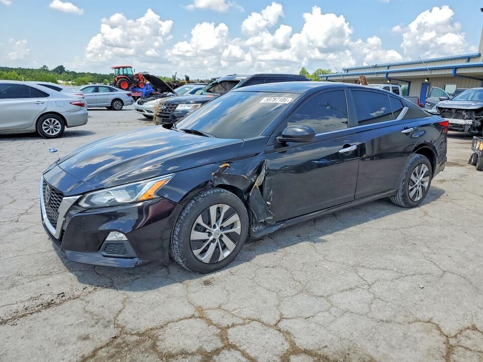 2021 NISSAN Altima