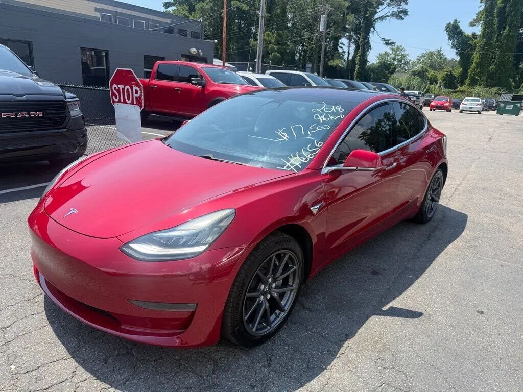 2018 TESLA Model 3