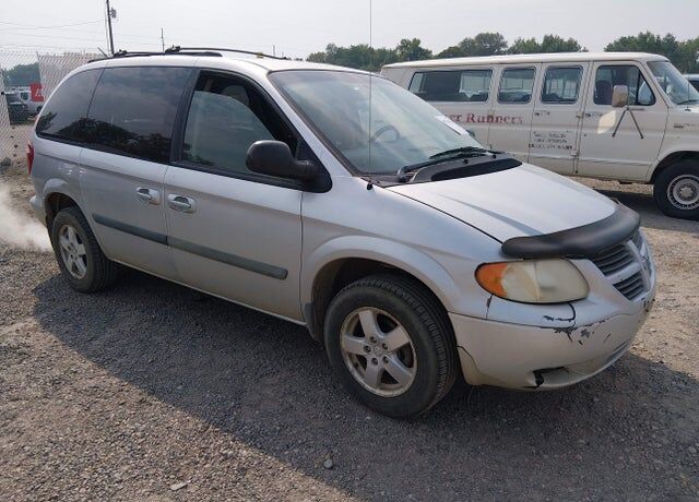 2005 DODGE Caravan