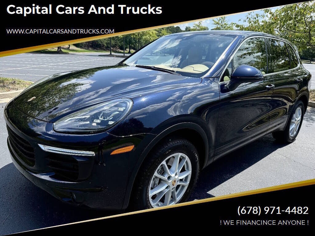 2017 PORSCHE Cayenne