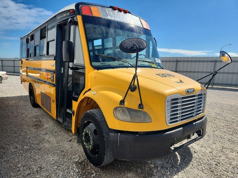 2007 FREIGHTLINER B2 Bus Chassis