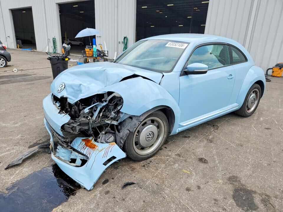 2012 VOLKSWAGEN Beetle
