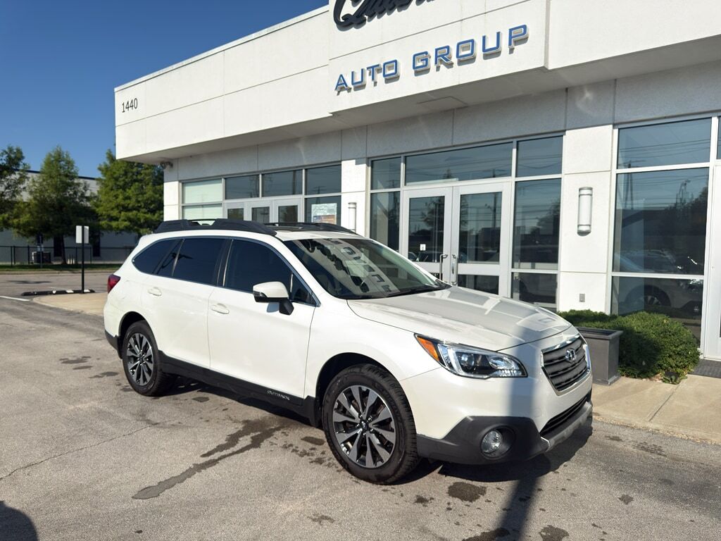 2017 SUBARU Outback